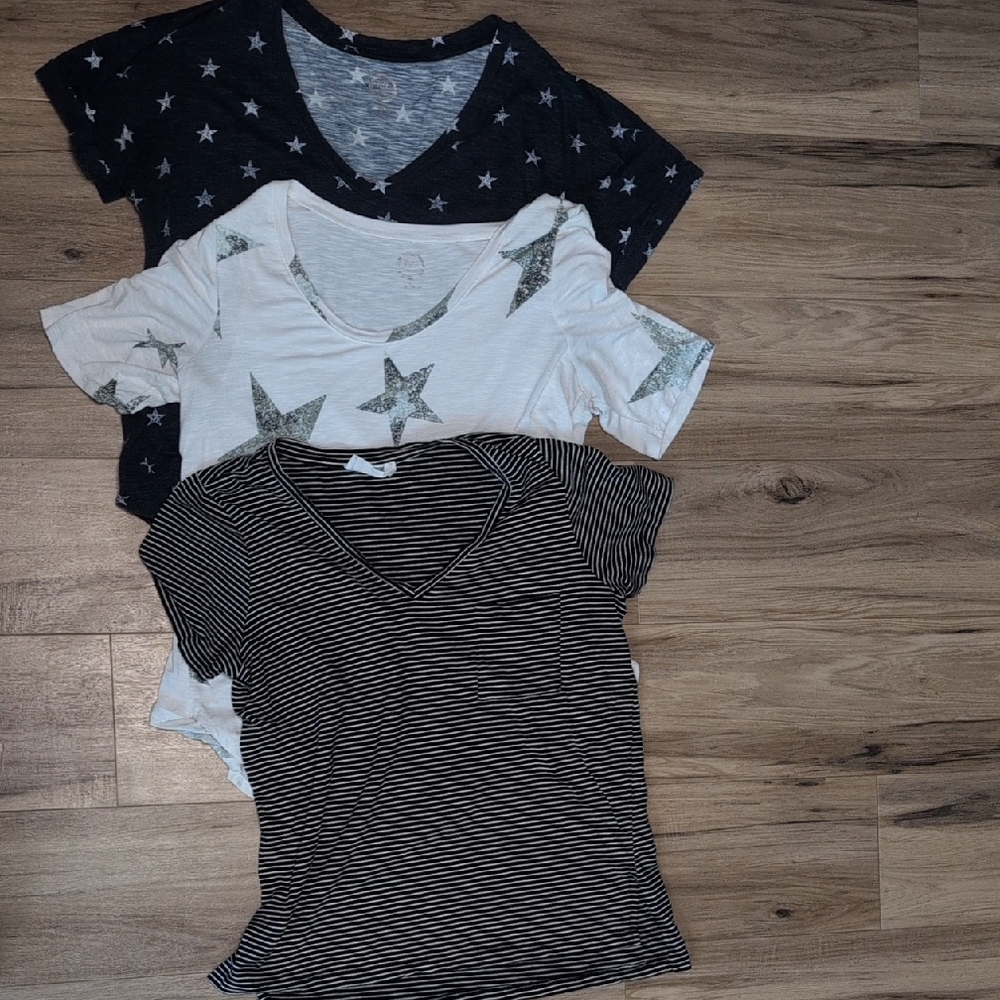 Women's Casual Tee Bundle - L